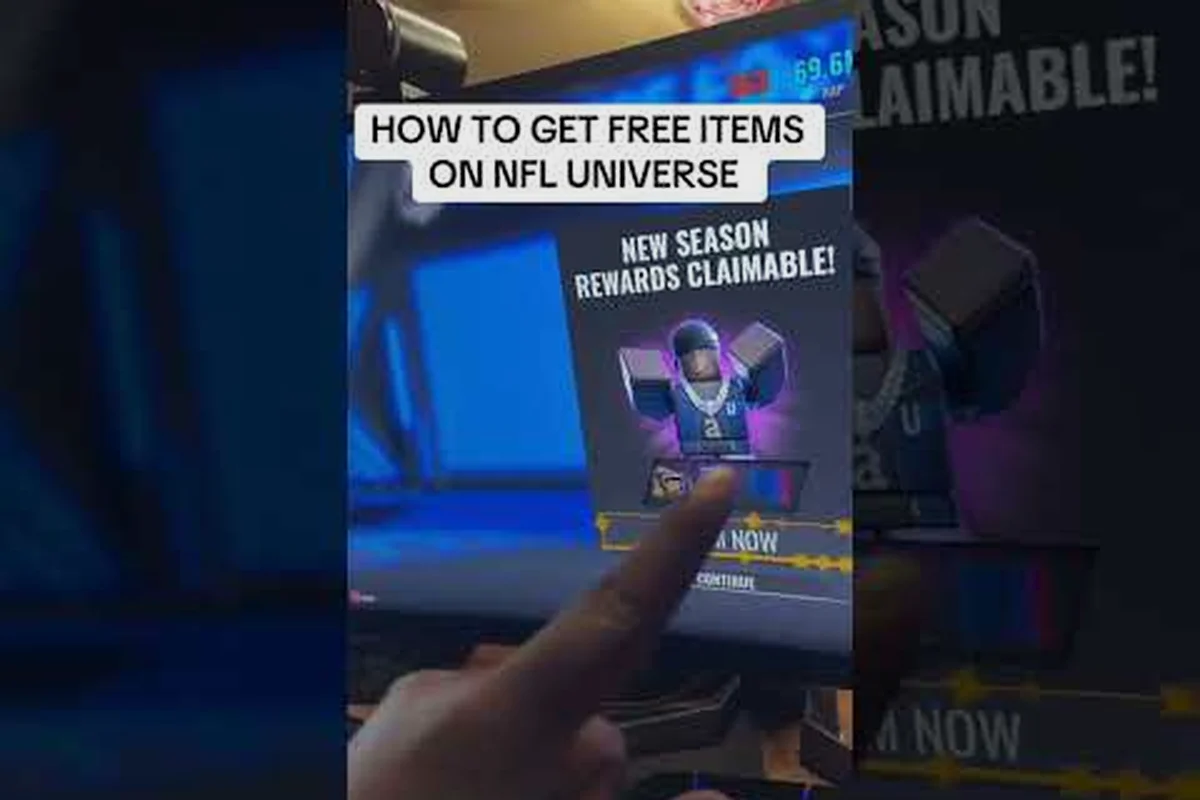 NFL Universe Football Gloves — Helmets, Emotes & Effects